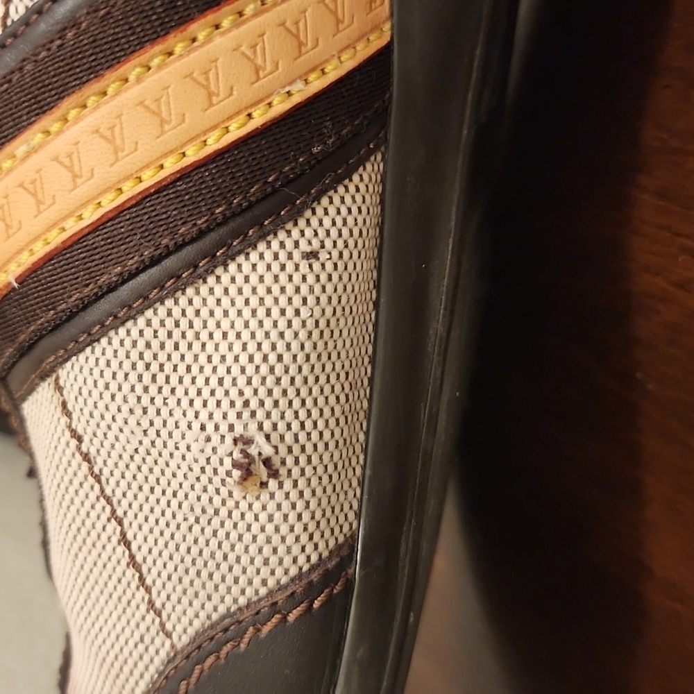 Authentic Louis Vuitton Trainers - image 6